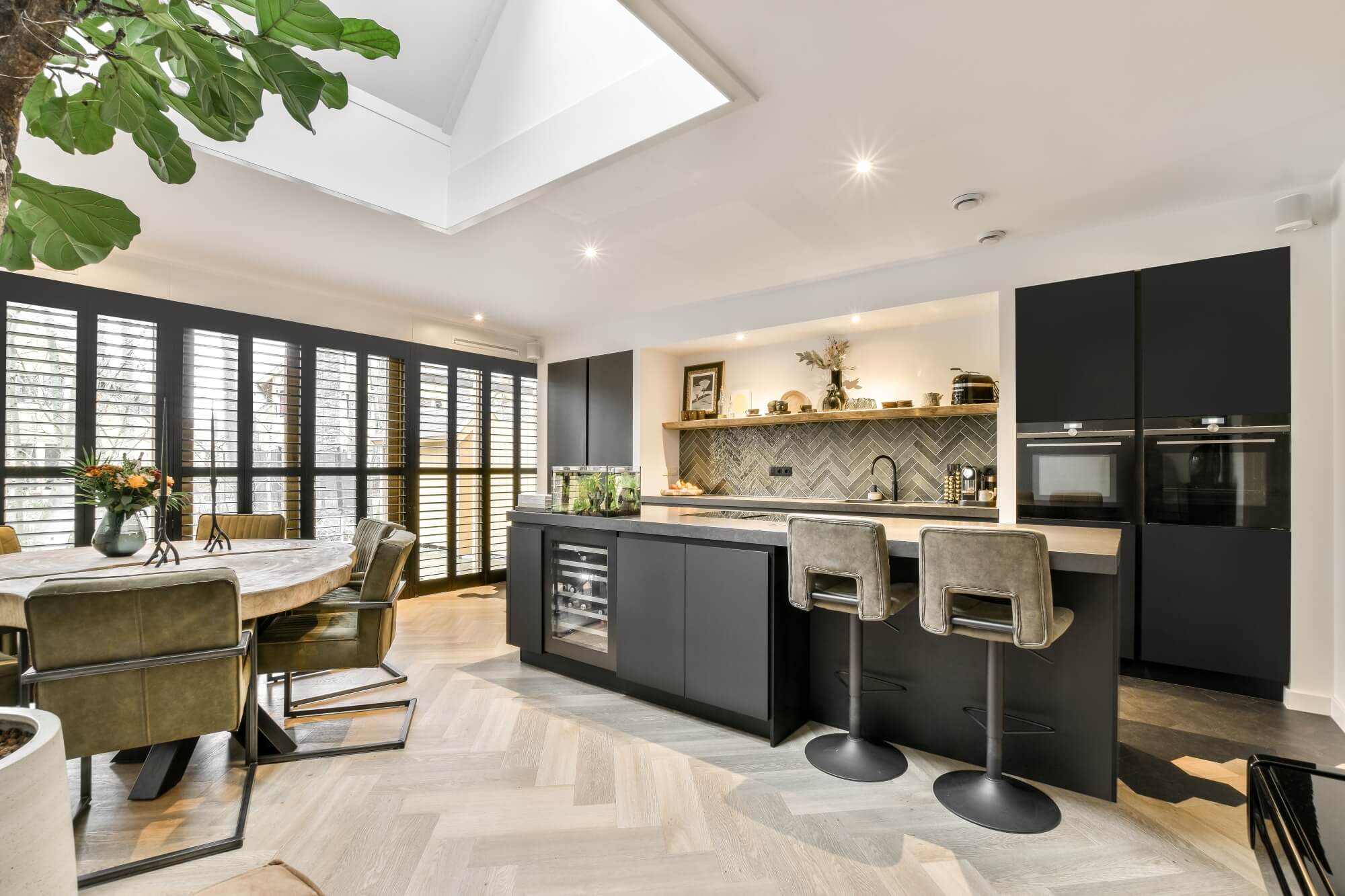 Whole-Floor-Renovation-in-Vancouver-Service-Image